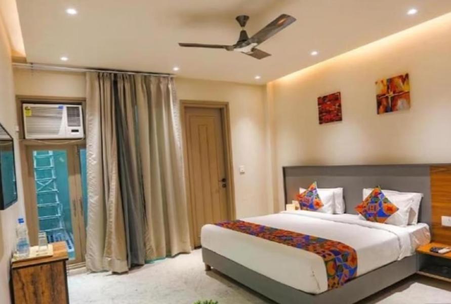 Hotel Global Corporate Noida Zewnętrze zdjęcie